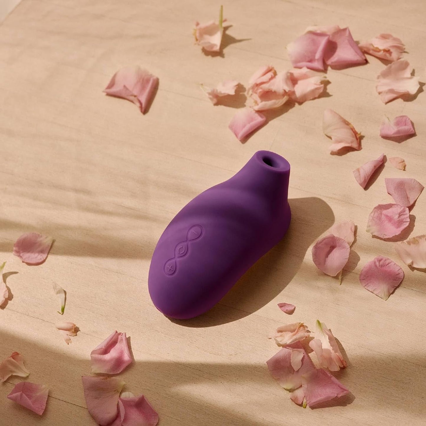 LELO SONA 2 Sonic Waves Clit Sucker. Waterproof Clit Vibrator Oral Stimulator Vibrator for Women for Deeper Satisfaction. Cerise