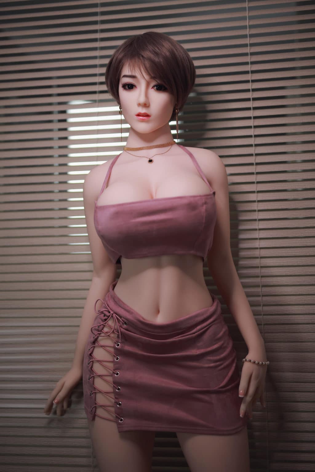 Ako: Asian Sex Doll